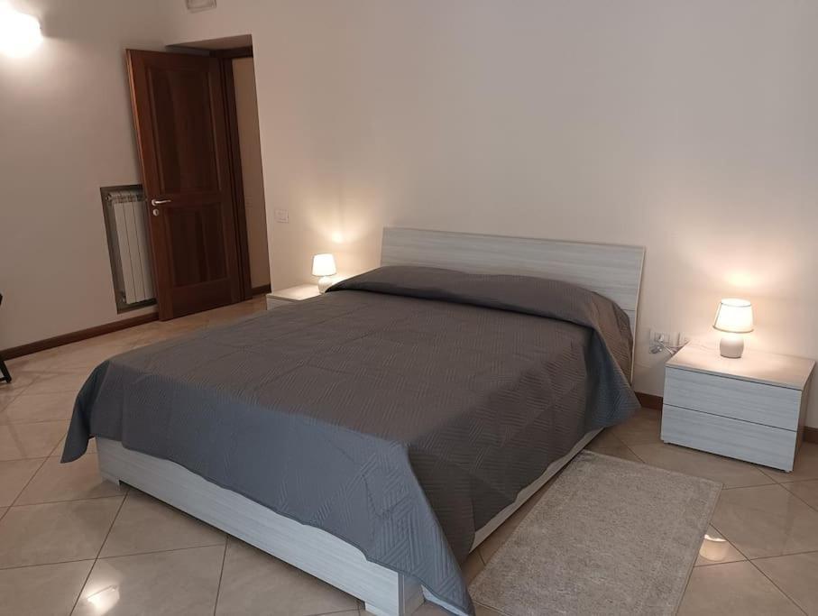Appartamento A Casa Di Laura Napoli Esterno foto
