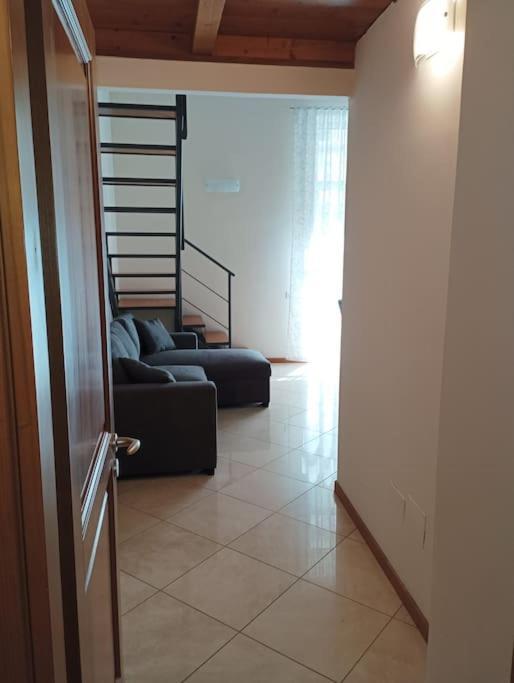 Appartamento A Casa Di Laura Napoli Esterno foto