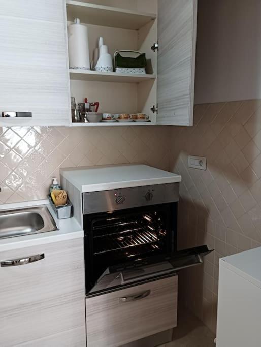 Appartamento A Casa Di Laura Napoli Esterno foto