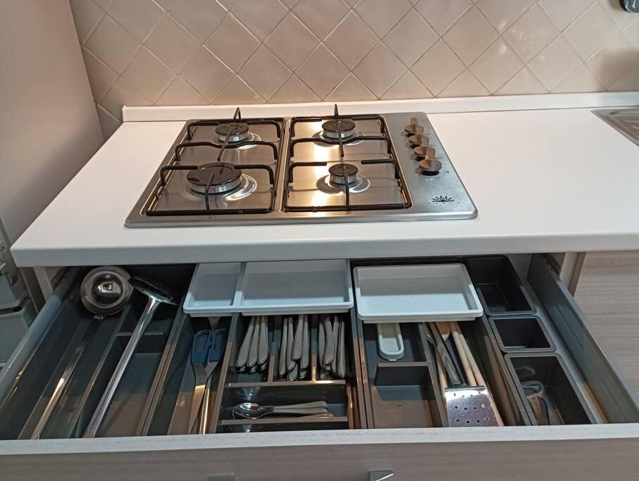 Appartamento A Casa Di Laura Napoli Esterno foto