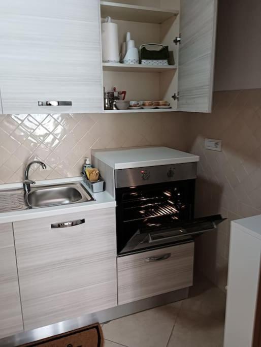 Appartamento A Casa Di Laura Napoli Esterno foto