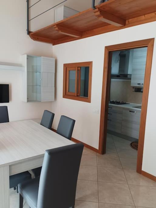 Appartamento A Casa Di Laura Napoli Esterno foto