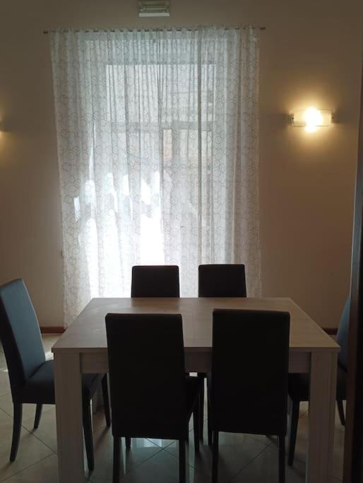 Appartamento A Casa Di Laura Napoli Esterno foto